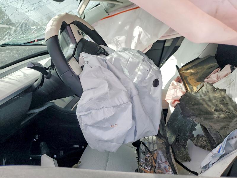 78882525 :رقم المزاد ، 7SAYGDED4RF104610 vin ، 2024 Tesla Model Y مزاد بيع
