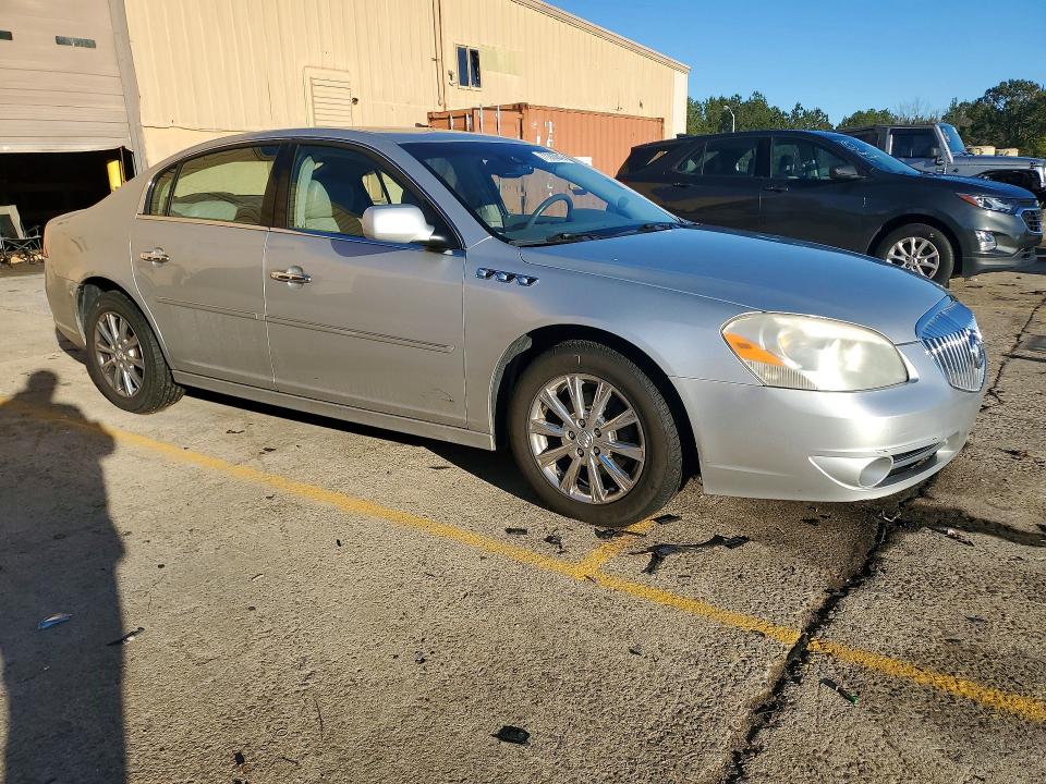 2011 Buick Lucerne მანქანა იყიდება აუქციონზე, vin: 1G4HJ5EM2BU137747, აუქციონის ნომერი: 77203845