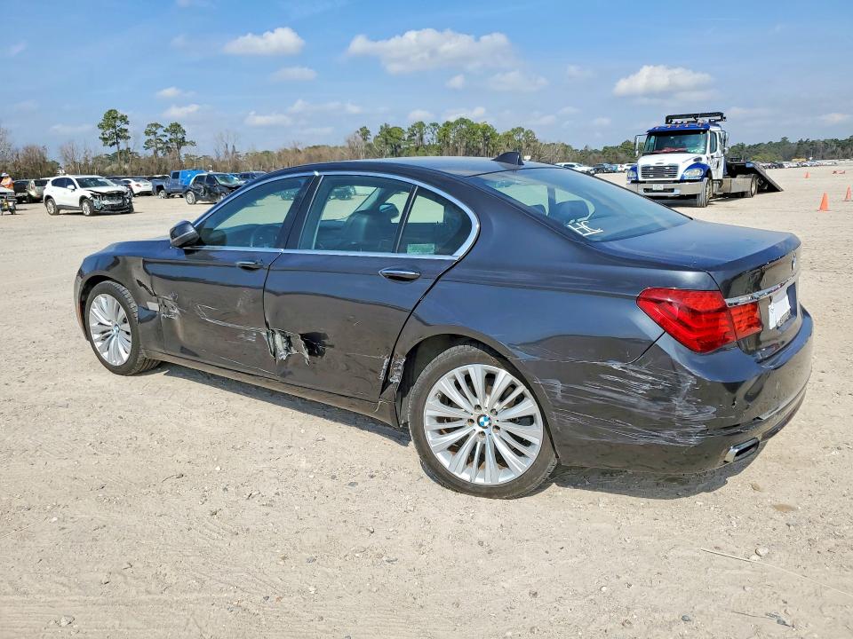 2015 Bmw 740 მანქანა იყიდება აუქციონზე, vin: WBAYA6C54FG273207, აუქციონის ნომერი: 76867815