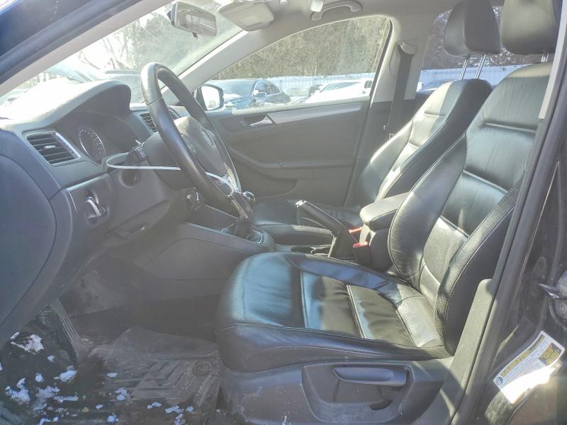 78445215 :رقم المزاد ، 3VWGX7AJ7DM243833 vin ، 2013 Volkswagen Jetta مزاد بيع
