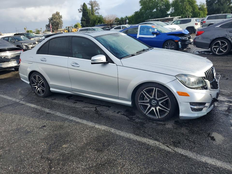 Aukcja sprzedaży 2014 Mercedes-benz C, vin: WDDGF4HB5ER308865, numer aukcji: 77990415