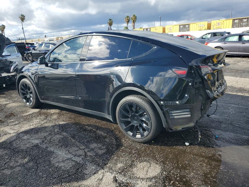Продажа на аукционе авто 2023 Tesla Model Y, vin: 7SAYGDEE5PA051323, номер лота: 78344935