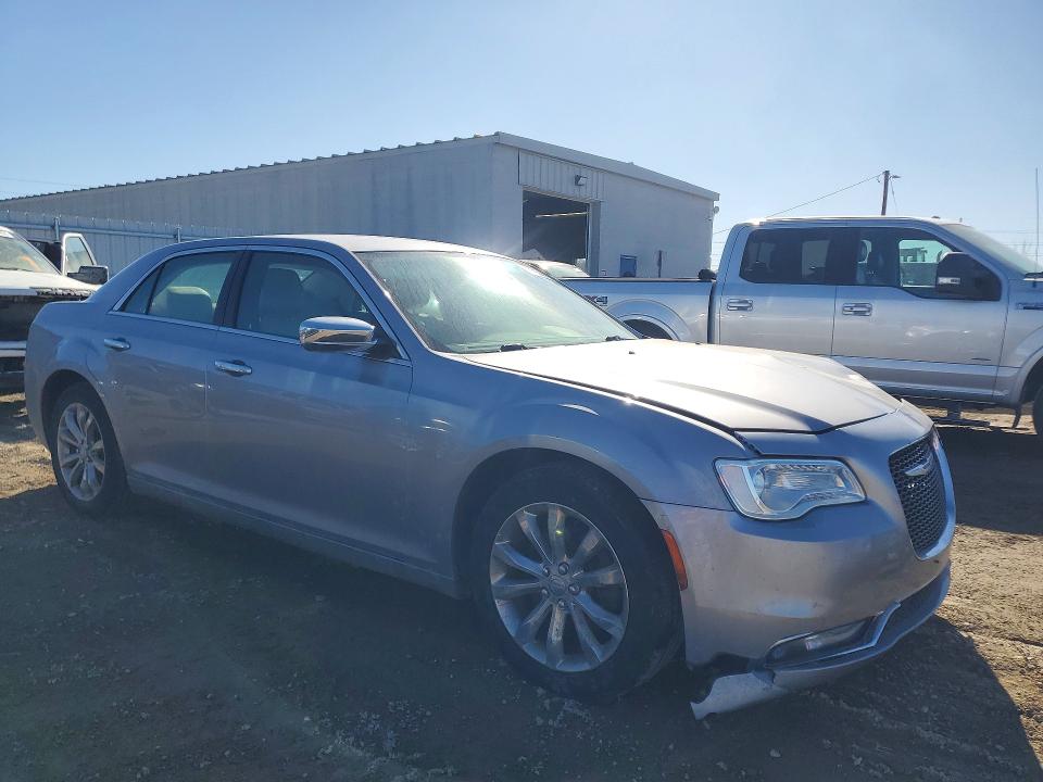 Продажа на аукционе авто 2018 Chrysler 300, vin: 2C3CCAKG2JH149080, номер лота: 77735745