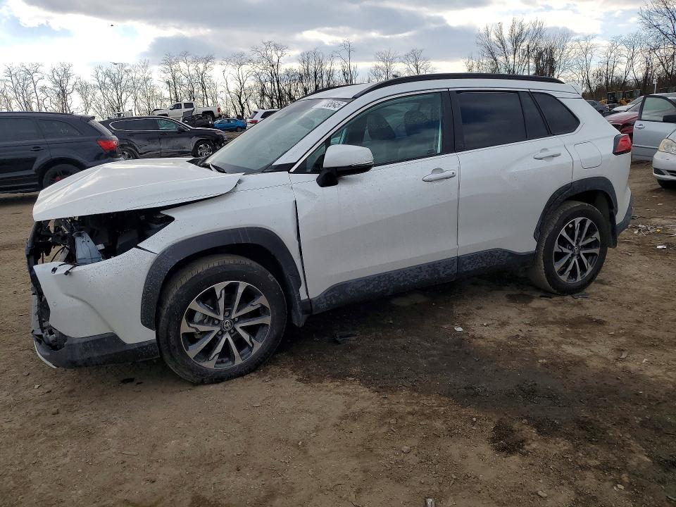 Продаж на аукціоні авто 2024 Toyota Corolla Cross, vin: 7MUEAABG5RV096646, номер лоту: 77095545