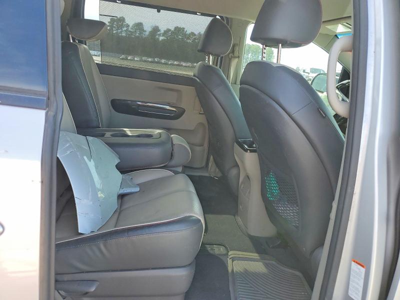 2017 Kia Sedona მანქანა იყიდება აუქციონზე, vin: KNDMC5C12H6259947, აუქციონის ნომერი: 77210445