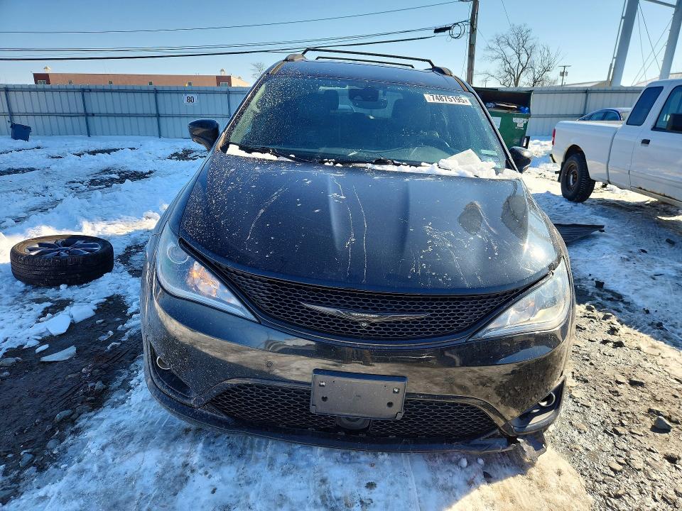 Продажа на аукционе авто 2019 Chrysler Pacifica, vin: 2C4RC1EG5KR550409, номер лота: 74875195