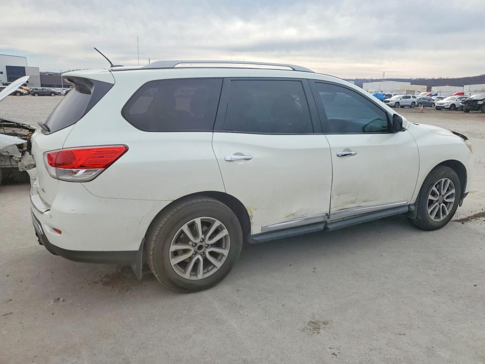2015 Nissan Pathfinder მანქანა იყიდება აუქციონზე, vin: 5N1AR2MN7FC646165, აუქციონის ნომერი: 75161495