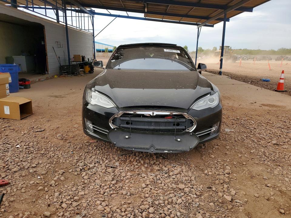 Продаж на аукціоні авто 2015 Tesla Model S, vin: 5YJSA4H19FF083920, номер лоту: 77342715
