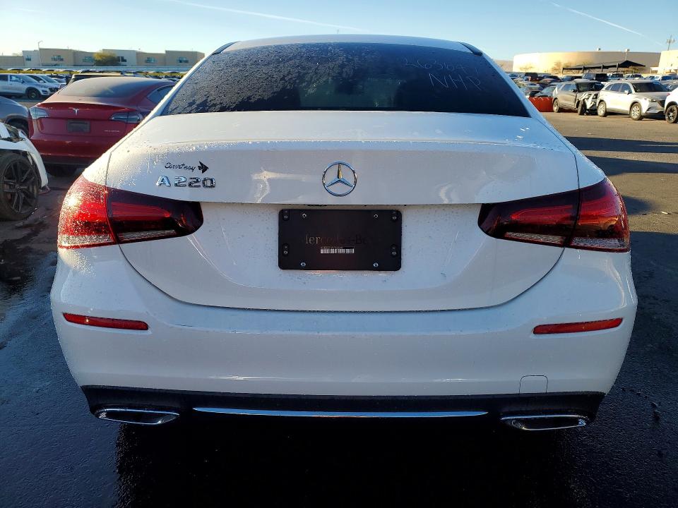 77316295 :رقم المزاد ، W1K3G4EB3MJ263647 vin ، 2021 Mercedes-benz A مزاد بيع