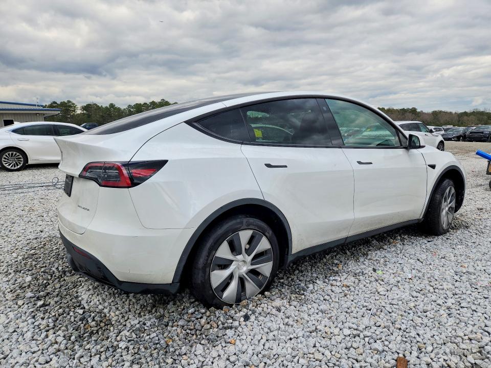 Auction sale of the 2023 Tesla Model Y, vin: 7SAYGDEE3PF702306, lot number: 79234175