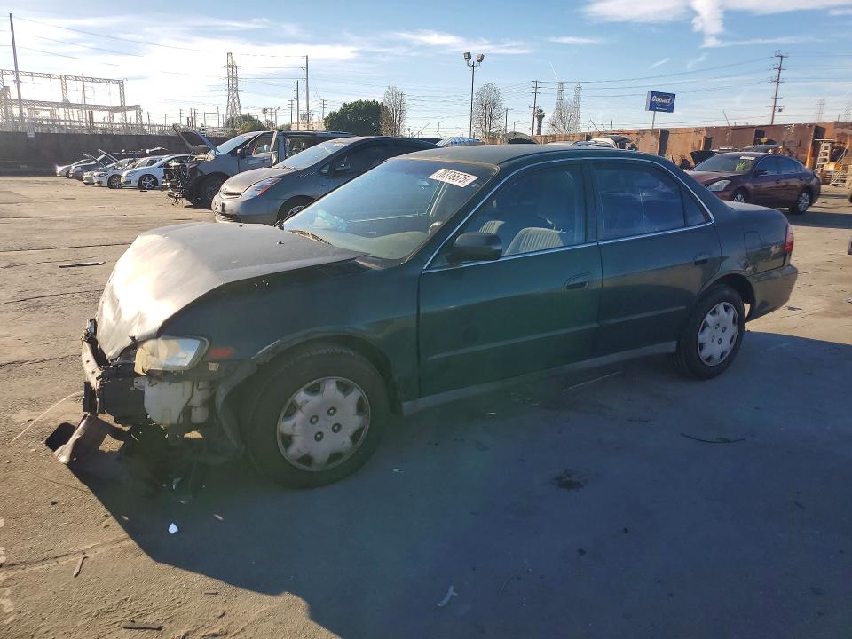 Продажа на аукционе авто 1998 Honda Accord, vin: 1HGCG5643WA076753, номер лота: 78376575