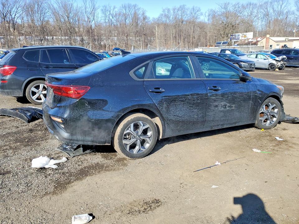 73925205 :رقم المزاد ، 3KPF24AD5KE081584 vin ، 2019 Kia Forte مزاد بيع