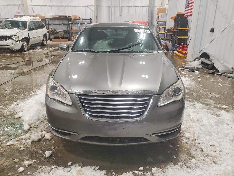Продаж на аукціоні авто 2012 Chrysler 200, vin: 1C3CCBBB8CN113897, номер лоту: 75241335