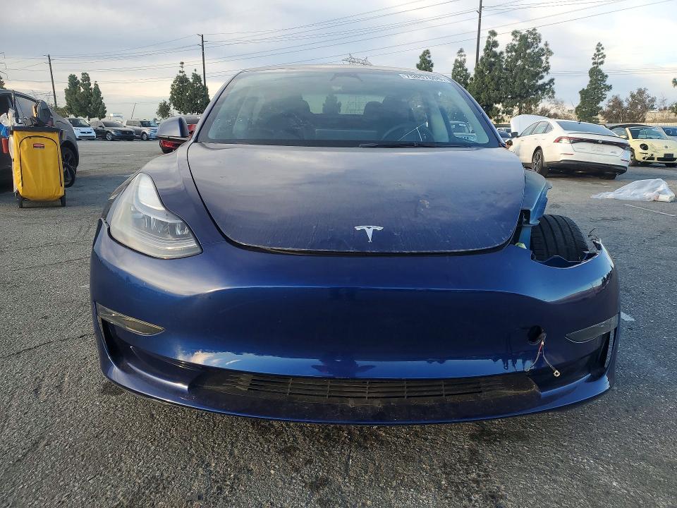 2023 Tesla Model 3 მანქანა იყიდება აუქციონზე, vin: 5YJ3E1EB8PF594556, აუქციონის ნომერი: 75857665