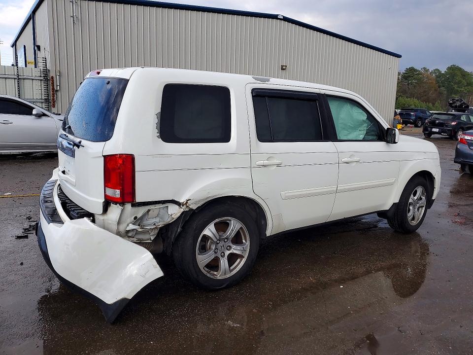 77082275 :رقم المزاد ، 5FNYF3H59EB021361 vin ، 2014 Honda Pilot مزاد بيع