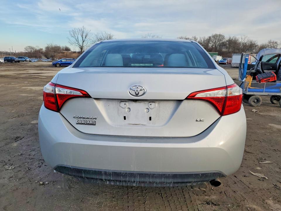 78583295 :رقم المزاد ، 2T1BURHE7FC297624 vin ، 2015 Toyota Corolla مزاد بيع