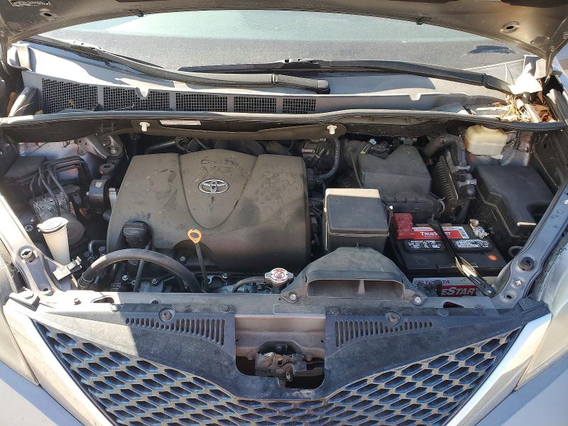 Продажа на аукционе авто 2017 Toyota Sienna, vin: 5TDXZ3DC1HS804181, номер лота: 76166835