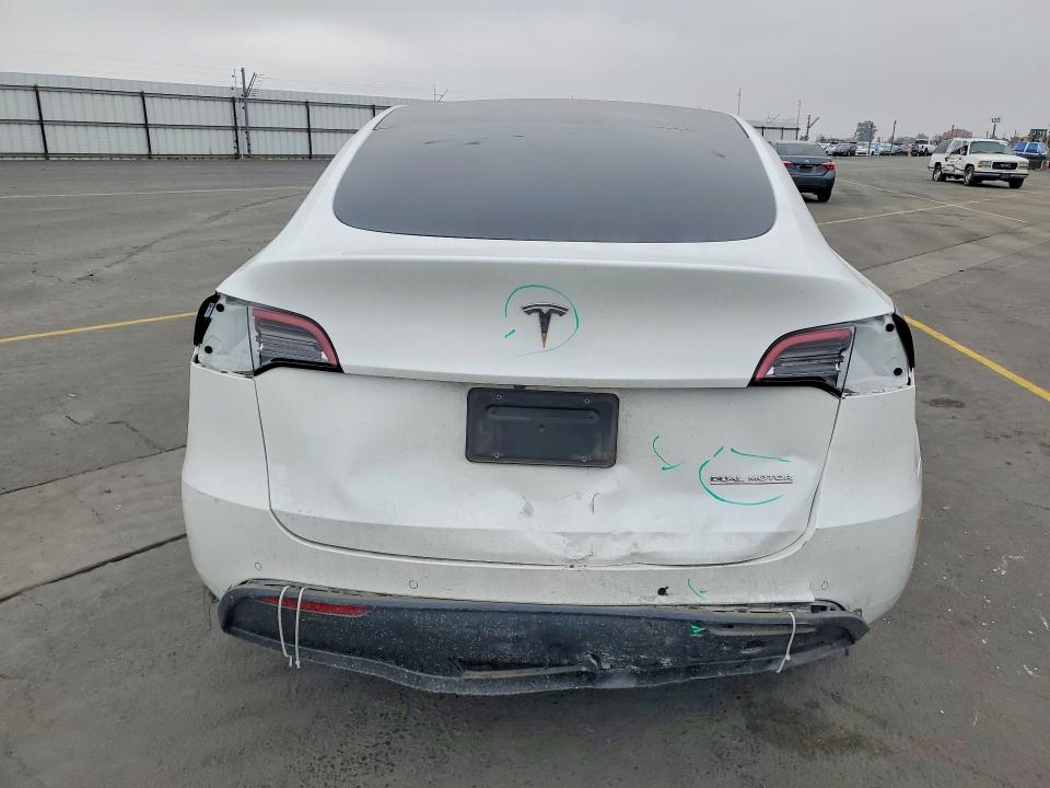2022 Tesla Model Y მანქანა იყიდება აუქციონზე, vin: 7SAYGDEF6NF381724, აუქციონის ნომერი: 76828145