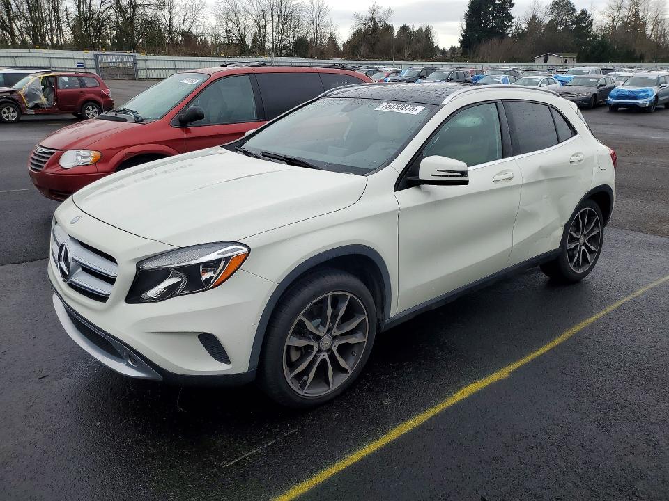 Продаж на аукціоні авто 2015 Mercedes-benz Gla, vin: WDCTG4GB0FJ040261, номер лоту: 75350875