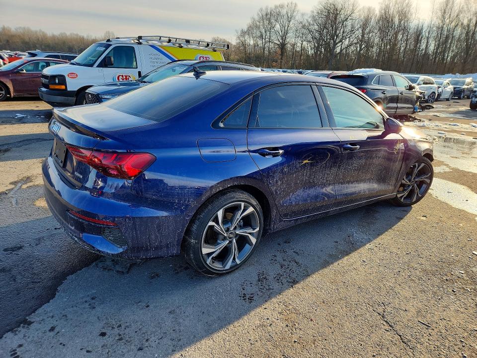 Aukcja sprzedaży 2023 Audi A3, vin: WAUGUDGY0PA142095, numer aukcji: 75968995