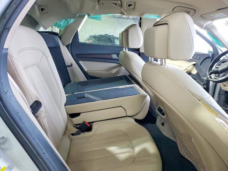 Продаж на аукціоні авто 2022 Audi Q5, vin: WA1ABAFY8N2110205, номер лоту: 76746015