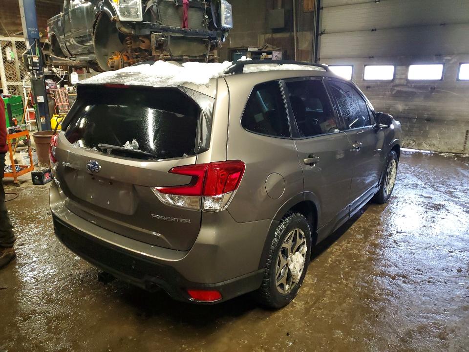 74205795 :رقم المزاد ، JF2SKEFC2LH533539 vin ، 2020 Subaru Forester مزاد بيع