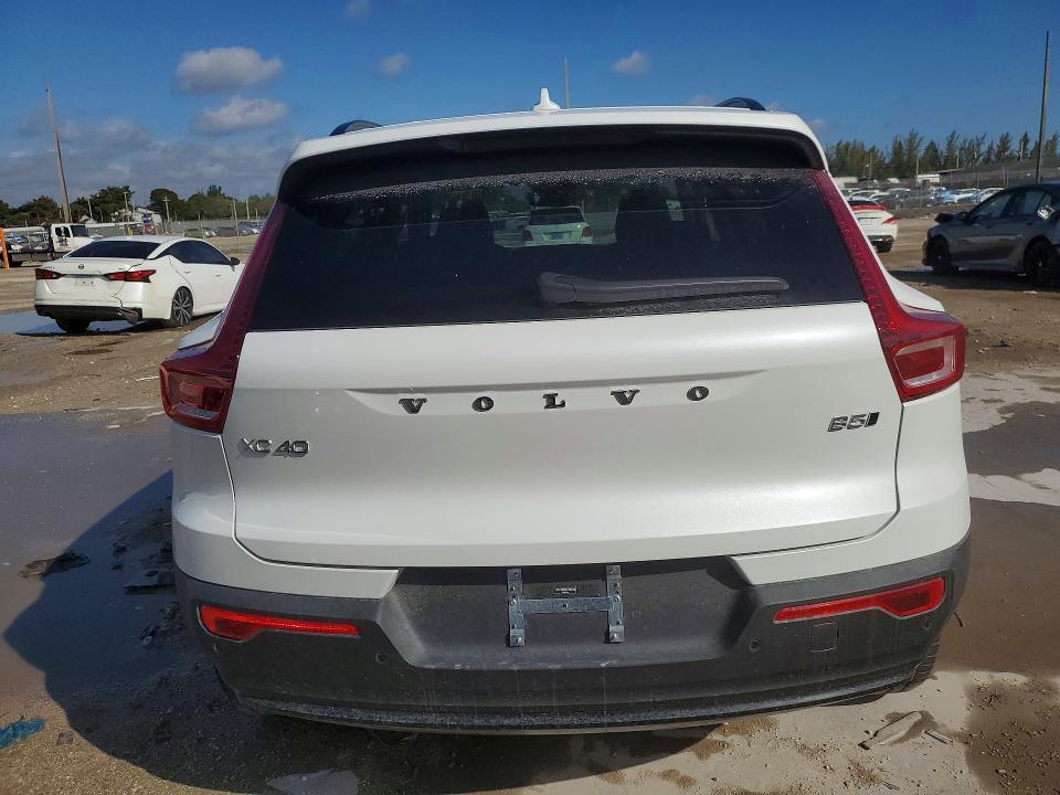 77595115 :رقم المزاد ، YV4L12UC0T2700326 vin ، 2026 Volvo Xc40 مزاد بيع