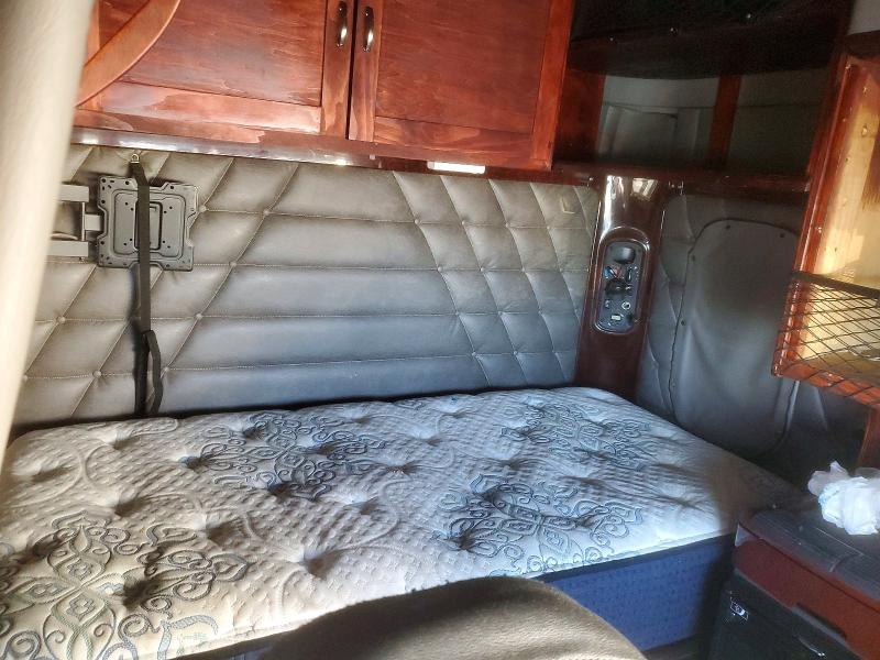 Продажа на аукционе авто 2018 Freightliner 122sd, vin: 3AKJGNDR0JDJM6437, номер лота: 78036455