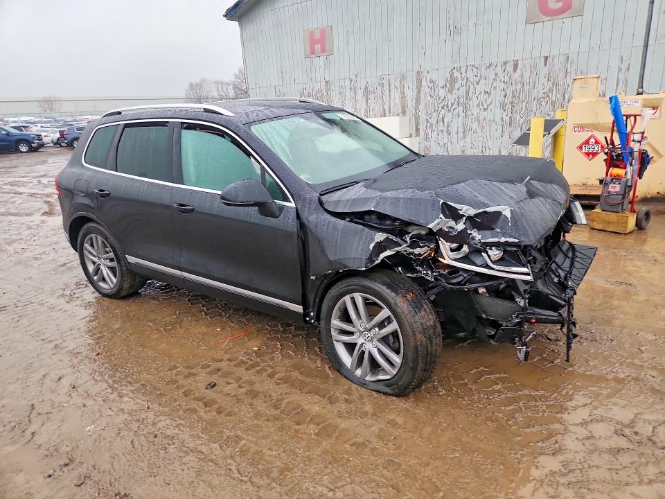 78230455 :رقم المزاد ، WVGEP9BP0GD005360 vin ، 2016 Volkswagen Touareg مزاد بيع