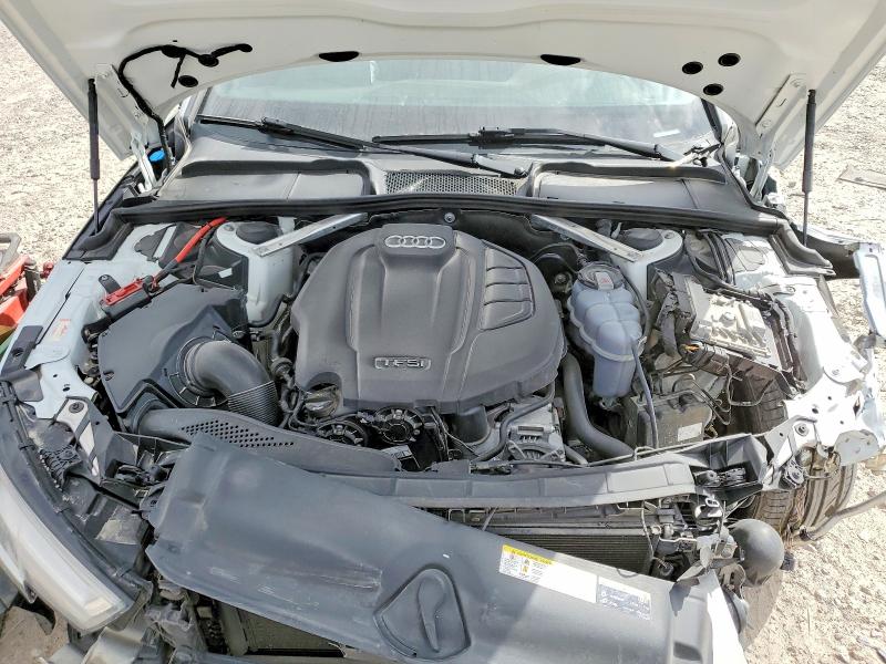 Продаж на аукціоні авто 2018 Audi A4, vin: WAUENAF44JA055499, номер лоту: 78686445