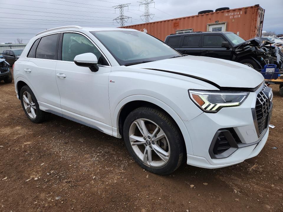 Продажа на аукционе авто 2020 Audi Q3, vin: WA1EECF36L1039002, номер лота: 78255905
