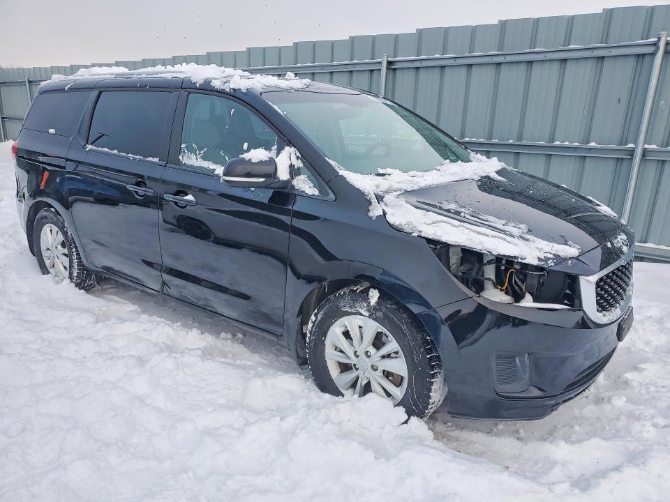 76058975 :رقم المزاد ، KNDMB5C1XH6270973 vin ، 2017 Kia Sedona مزاد بيع