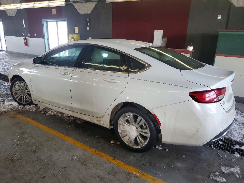 75441855 :رقم المزاد ، 1C3CCCAB5FN541910 vin ، 2015 Chrysler 200 مزاد بيع