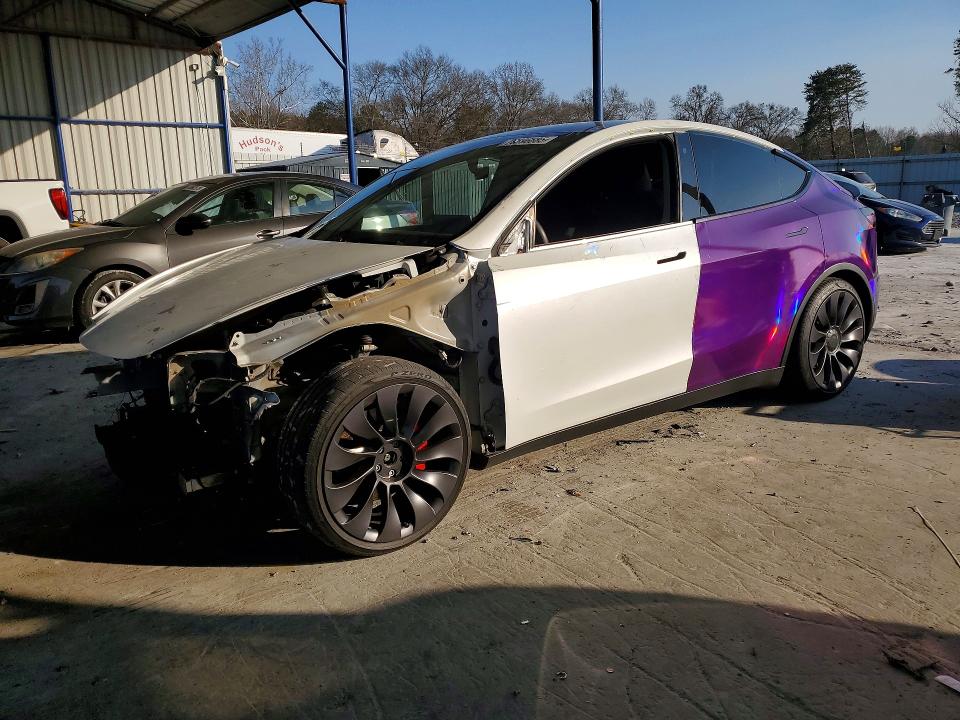 Продажа на аукционе авто 2020 Tesla Model Y, vin: 5YJYGDEF8LF037483, номер лота: 76696685