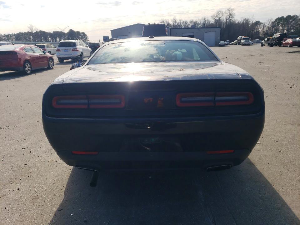Продаж на аукціоні авто 2015 Dodge Challenger, vin: 2C3CDZAG7FH861556, номер лоту: 76244725