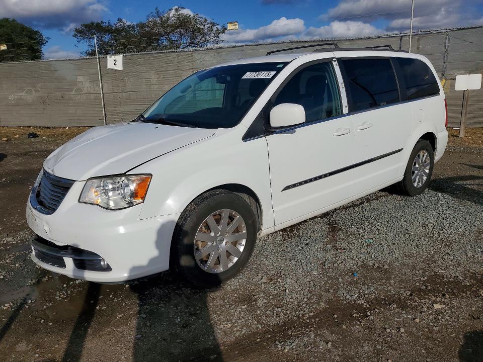 77736115 :رقم المزاد ، 2C4RC1BGXFR661998 vin ، 2015 Chrysler Town & Country مزاد بيع