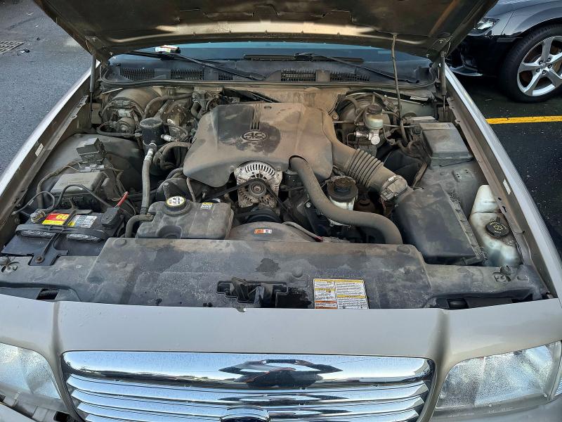 Aukcja sprzedaży 2001 Ford Crown Victoria, vin: 2FAFP74W41X162882, numer aukcji: 79481825