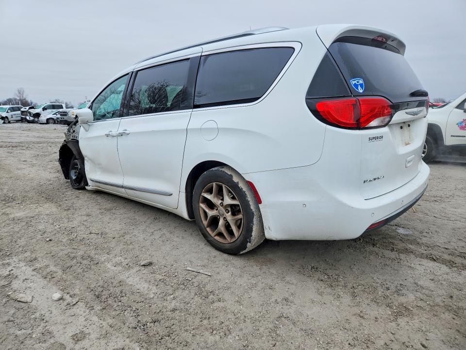 2017 Chrysler Pacifica მანქანა იყიდება აუქციონზე, vin: 2C4RC1EG2HR511009, აუქციონის ნომერი: 75797145