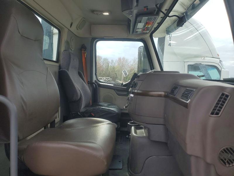 2017 Volvo Vnl მანქანა იყიდება აუქციონზე, vin: 4V4N39TGXHN987977, აუქციონის ნომერი: 77499495