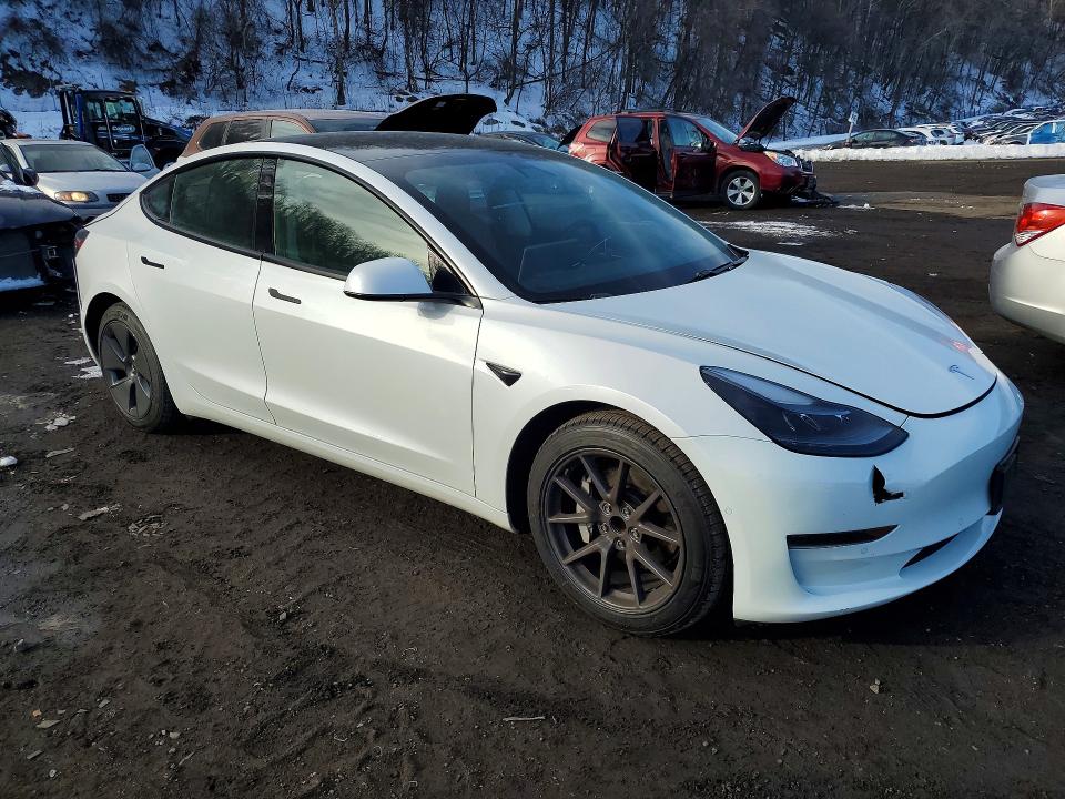 76539105 :رقم المزاد ، 5YJ3E1EA7MF085240 vin ، 2021 Tesla Model 3 مزاد بيع