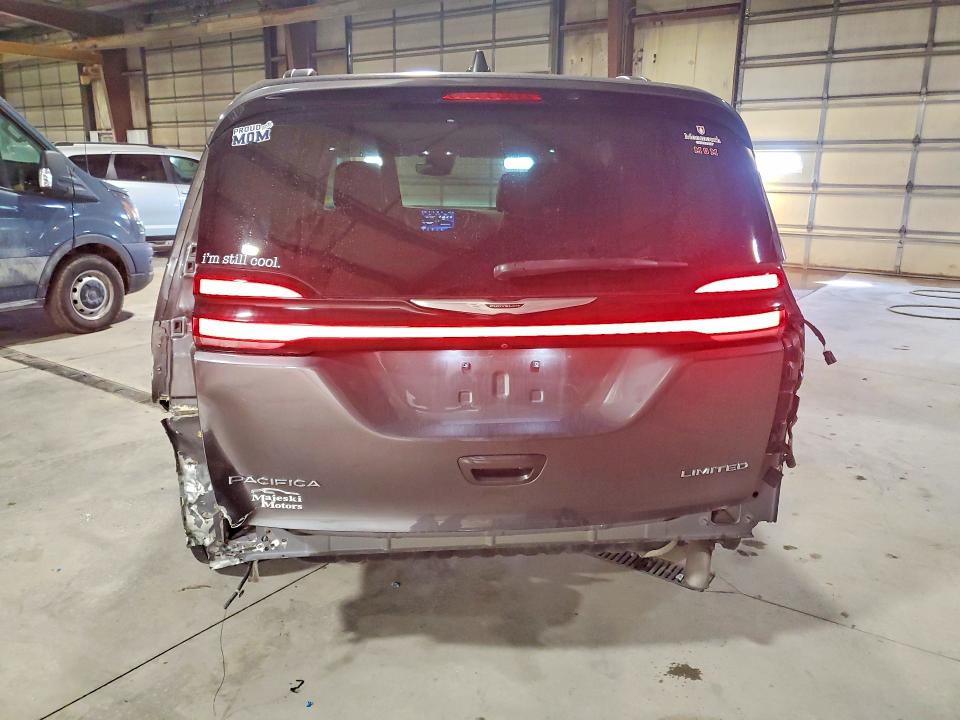 77311075 :رقم المزاد ، 2C4RC1GG2NR180666 vin ، 2022 Chrysler Pacifica مزاد بيع