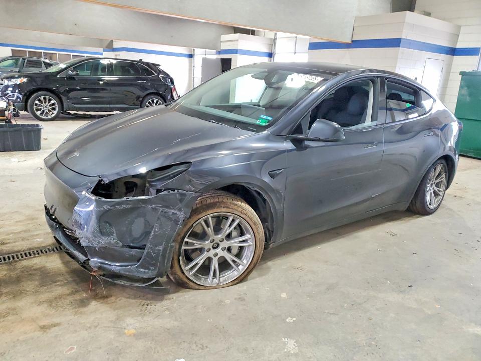 Продажа на аукционе авто 2024 Tesla Model Y, vin: 7SAYGDEE7RF087178, номер лота: 78825755