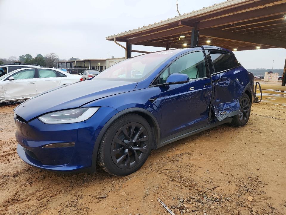 Продаж на аукціоні авто 2023 Tesla Model X, vin: 7SAXCBE53PF385624, номер лоту: 75792735