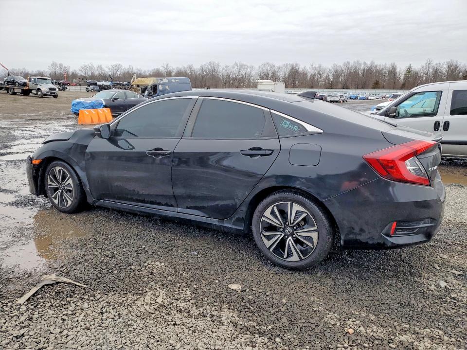 Продажа на аукционе авто 2016 Honda Civic, vin: 2HGFC1F75GH647318, номер лота: 51022256