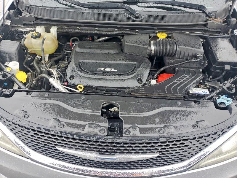 79187755 :رقم المزاد ، 2C4RC1FGXJR111493 vin ، 2018 Chrysler Pacifica مزاد بيع