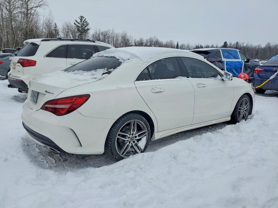 76758215 :رقم المزاد ، WDDSJ4GB8KN717049 vin ، 2019 Mercedes-benz Cla مزاد بيع