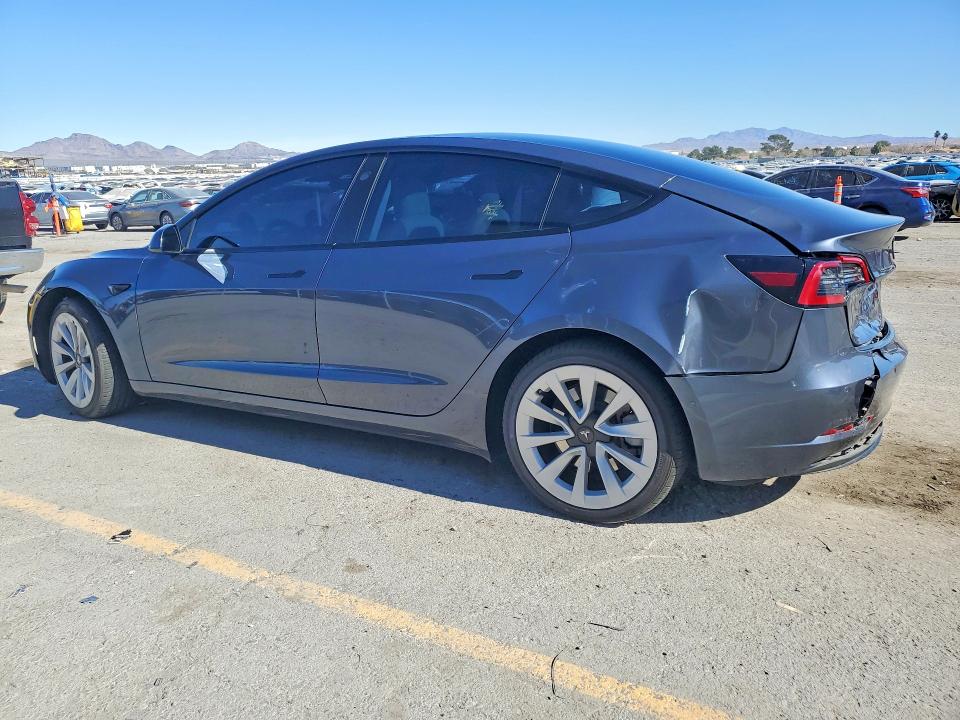75872825 :رقم المزاد ، 5YJ3E1EA2NF352804 vin ، 2022 Tesla Model 3 مزاد بيع