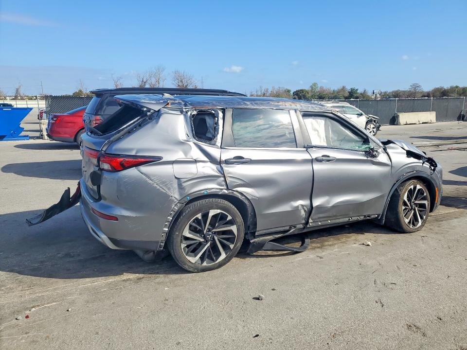 76689435 :رقم المزاد ، JA4J3UA86PZ013228 vin ، 2023 Mitsubishi Outlander مزاد بيع