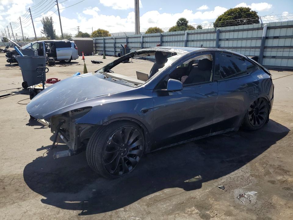 2022 Tesla Model Y მანქანა იყიდება აუქციონზე, vin: 7SAYGDEF7NF309916, აუქციონის ნომერი: 79573435