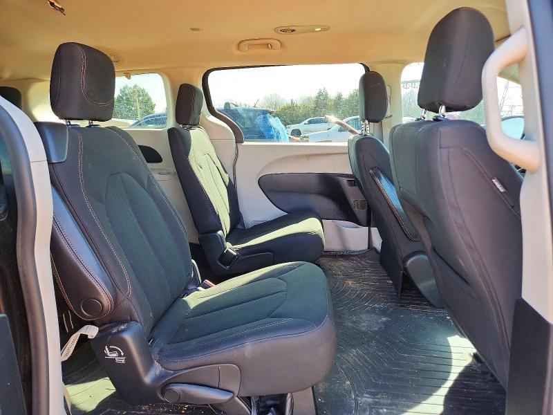 76998745 :رقم المزاد ، 2C4RC1CG4JR113244 vin ، 2018 Chrysler Pacifica مزاد بيع